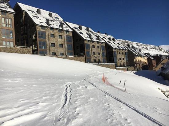 Lux Isard "Acceso Directo A Pistas" Apartment ปาสเดลากาซา ภายนอก รูปภาพ